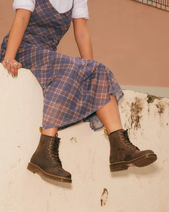 Dr martens crazy horse 6 eye deals