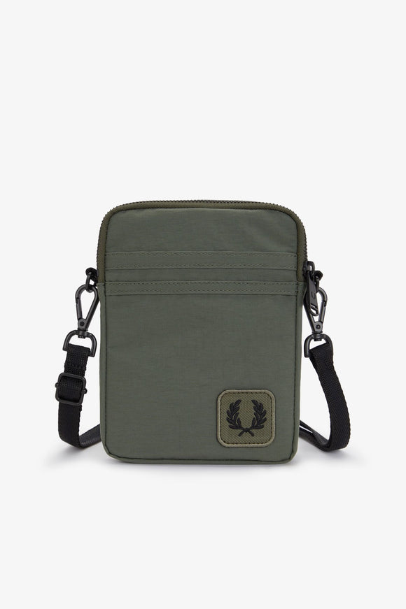 Fred Perry Nylon Badge Small Side Bag Green