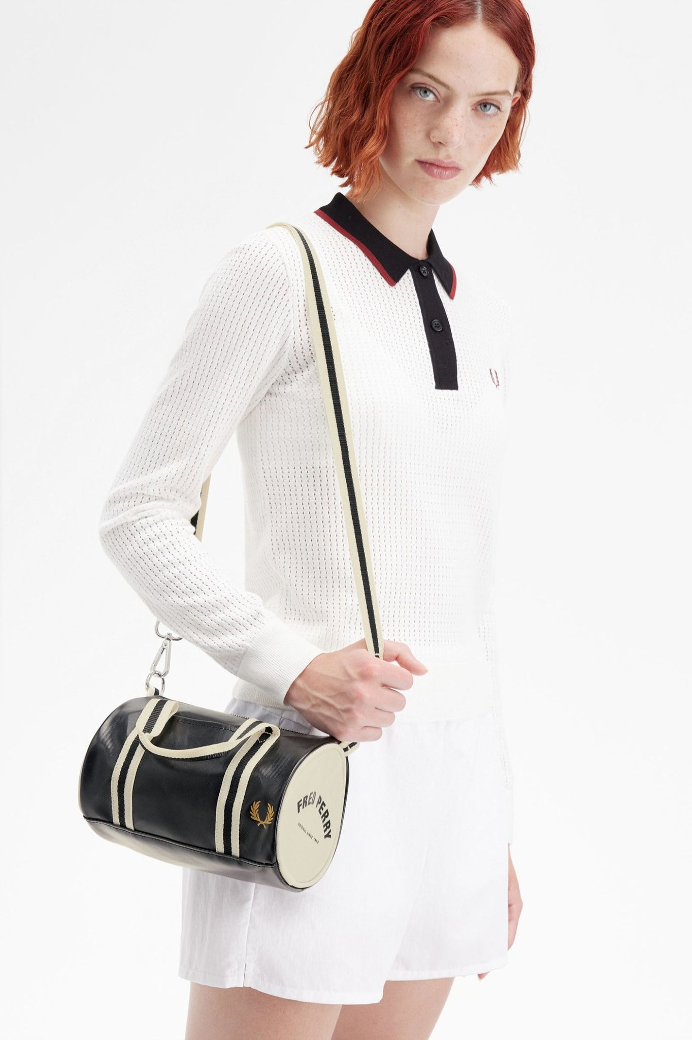 Fred Perry Classic Mini Barrel Bag Black – DeadRockers