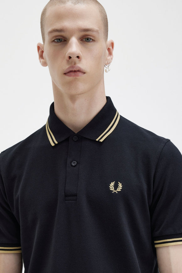 Fred Perry Twin Tipped Polo Black / Gold Champagne