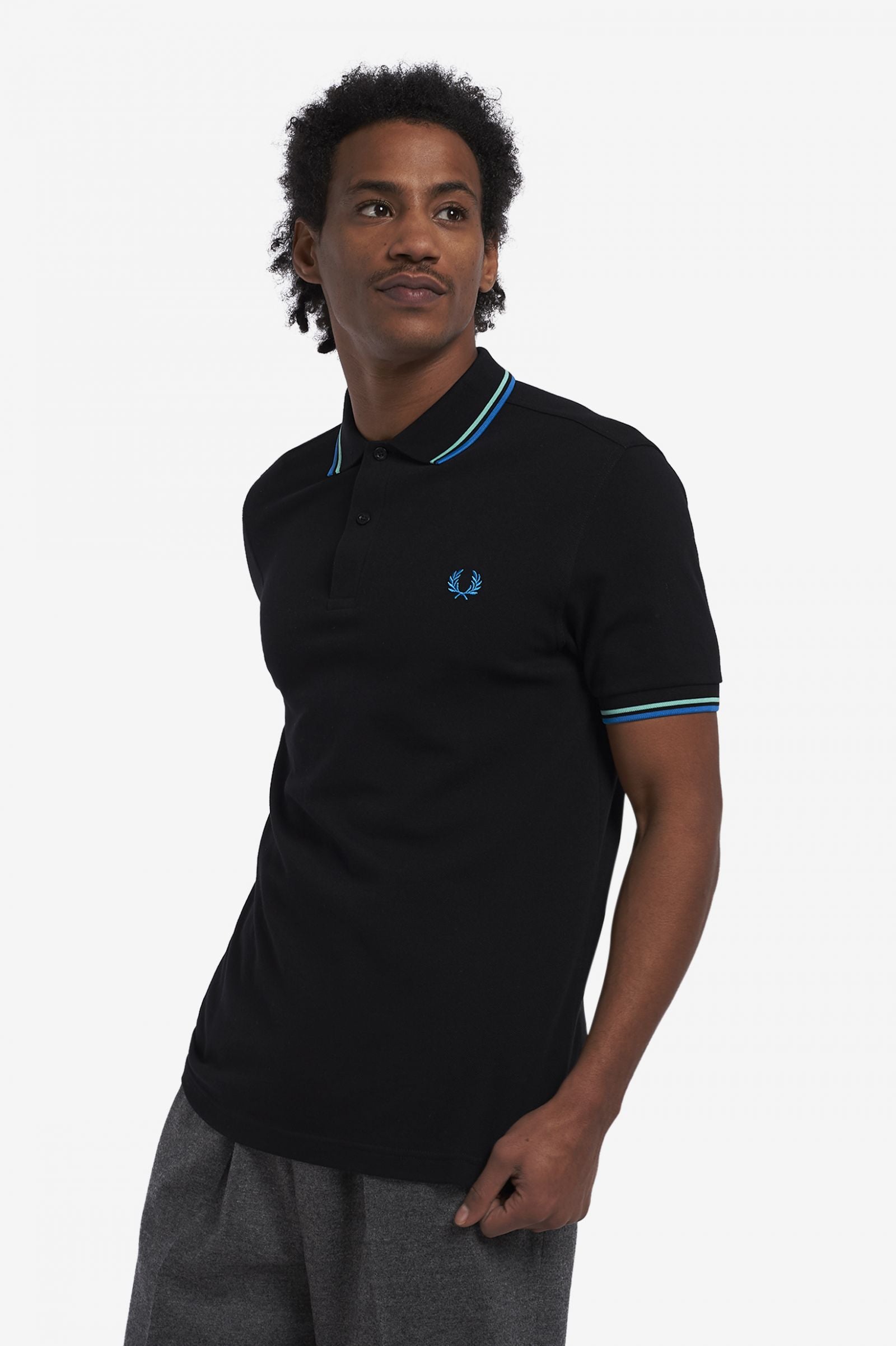 Fred Perry Polo Black / Wasabi / Vintage Sky – DeadRockers