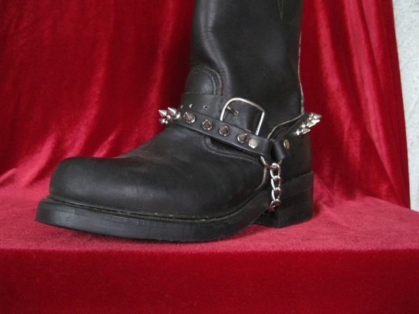 Spike Boot Strap – DeadRockers